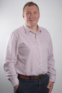 Simon White 244